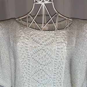 NWT CHICO’s BOHO SHORT SLEEVE SWEATER. Cream. Chico size 1. Medium